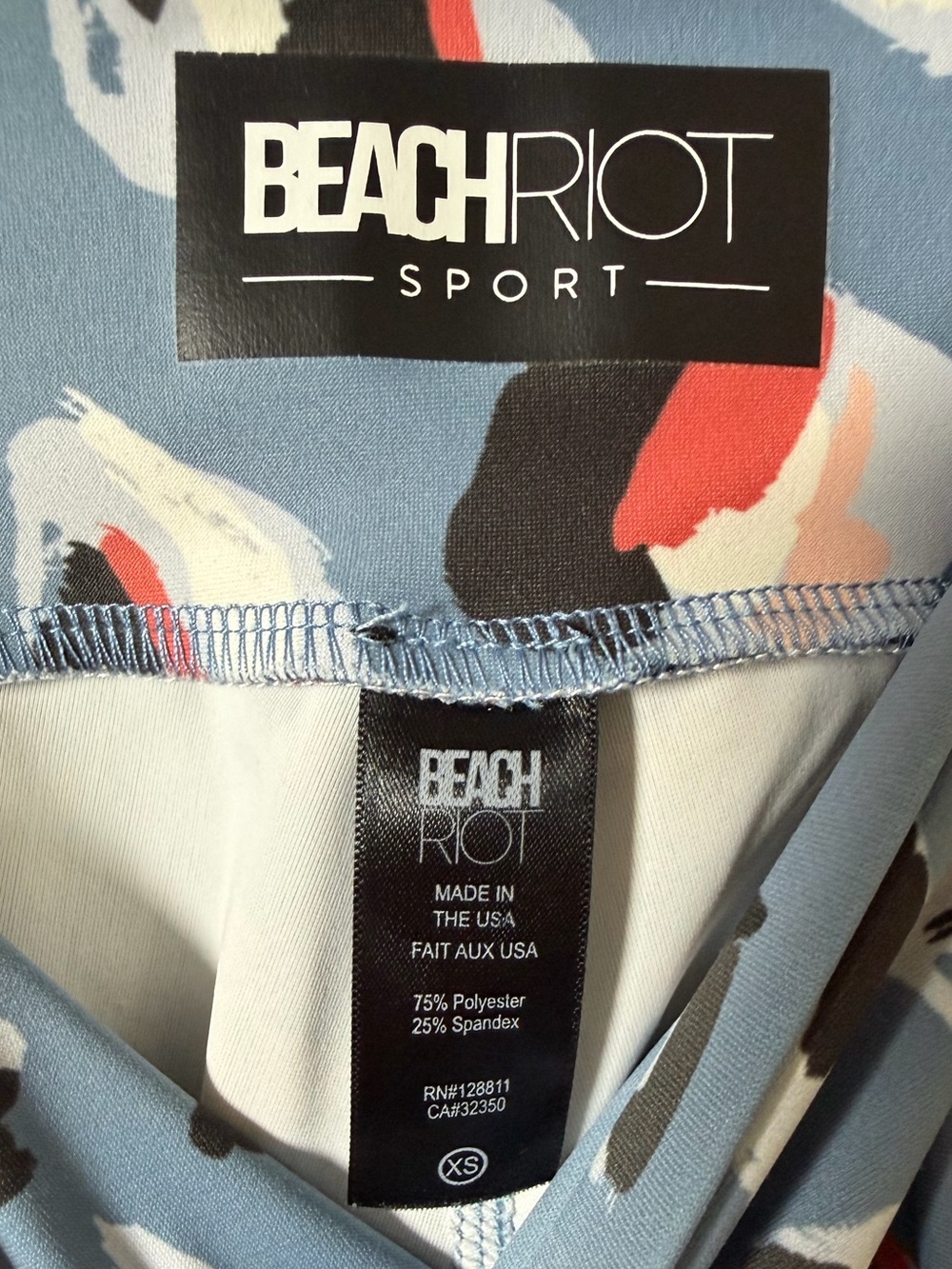 Beach Riot Sport Piper Leggings blue abstract animal print xs - Picture 4 of 5